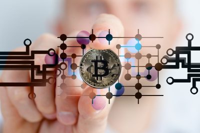 bitcoin-g3ee8fb6e9_1920