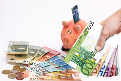 piggy-bank-g37b146b03_1920